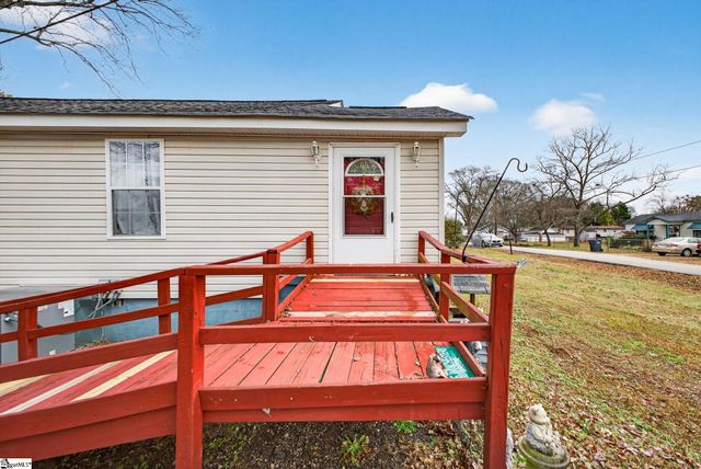 4 Caren Street, Greenville, SC 29611