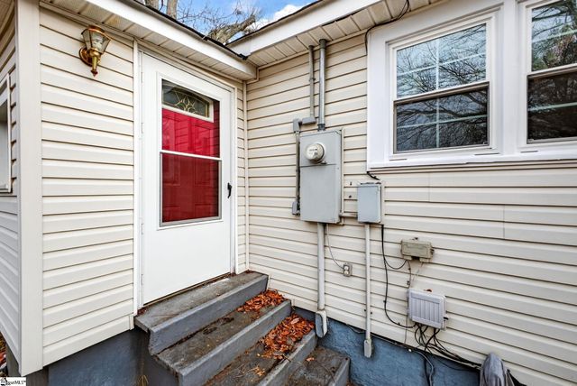 4 Caren Street, Greenville, SC 29611