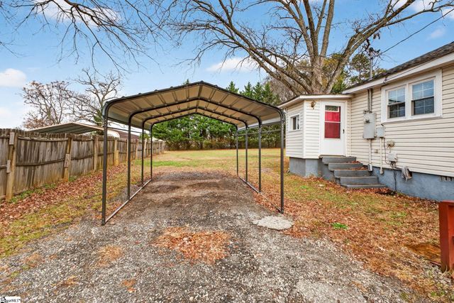 4 Caren Street, Greenville, SC 29611