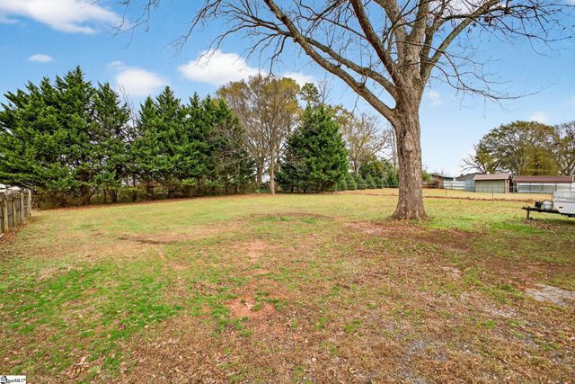 4 Caren Street, Greenville, SC 29611