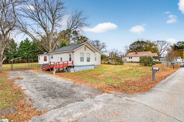 4 Caren Street, Greenville, SC 29611