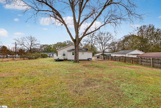 4 Caren Street, Greenville, SC 29611