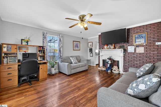 4 Caren Street, Greenville, SC 29611