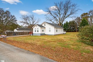 4 Caren Street, Greenville, SC 29611