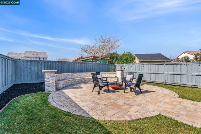 1553 S Perkins Place, Mountain House, CA 95391