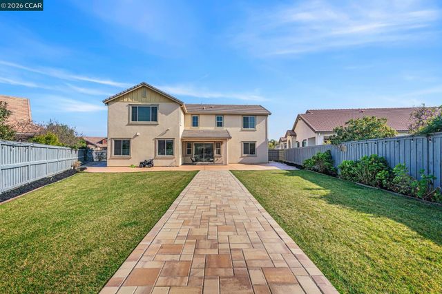 1553 S Perkins Place, Mountain House, CA 95391