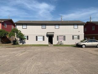 2411 Jaguar Drive C, Bryan, TX 77807