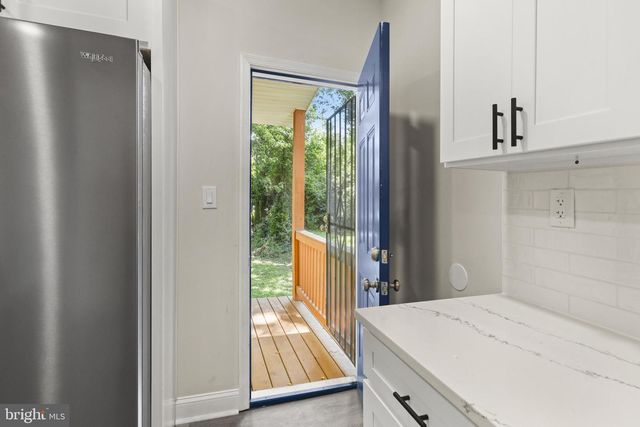 505 MCCABE AVE, Baltimore, MD 21212