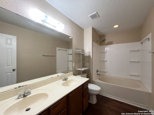 329 Agency Oaks, San Antonio, TX 78249