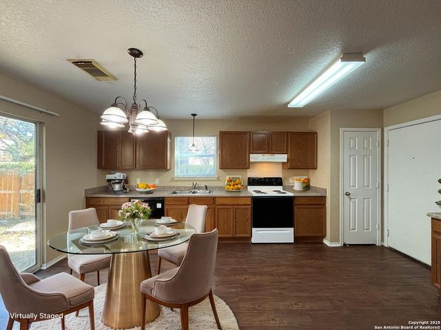 329 Agency Oaks, San Antonio, TX 78249