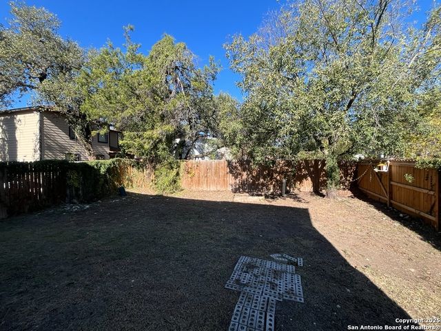 329 Agency Oaks, San Antonio, TX 78249