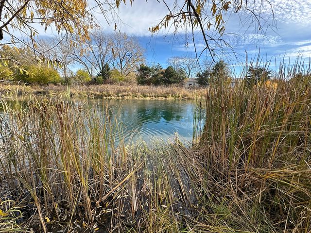 3 TEMPLETON Drive, Oak Brook, IL 60523