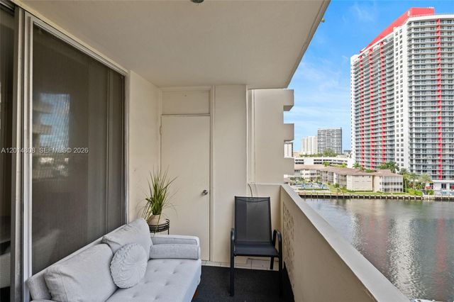 1833 S Ocean Dr 809, Hallandale Beach, FL 33009