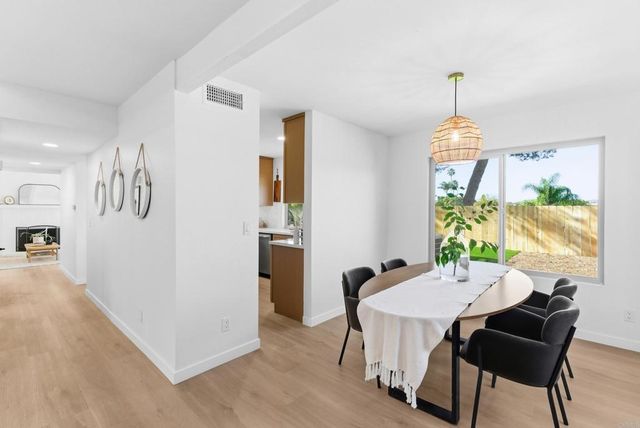 418 Via Los Arcos, San Marcos, CA 92069