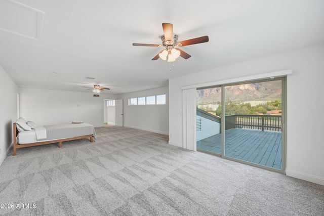 661 N AL SIEBER Road, Apache Junction, AZ 85119