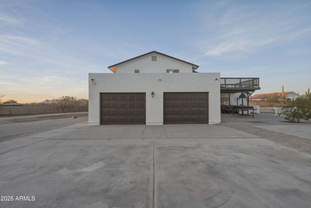 661 N AL SIEBER Road, Apache Junction, AZ 85119