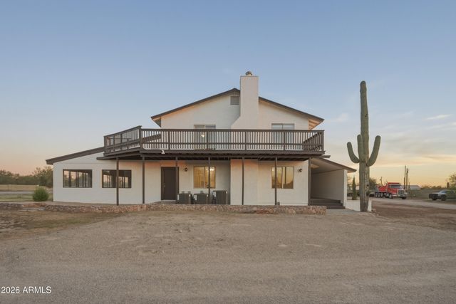 661 N AL SIEBER Road, Apache Junction, AZ 85119