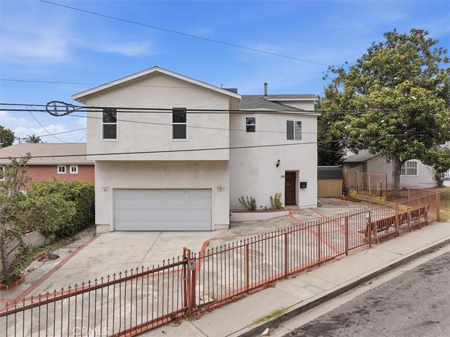 709 Warren Lane, Inglewood, CA 90302