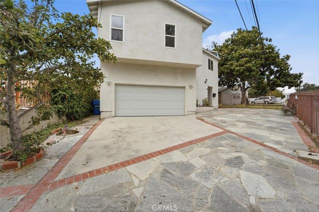 709 Warren Lane, Inglewood, CA 90302