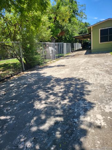 3023 W Travis, San Antonio, TX 78207