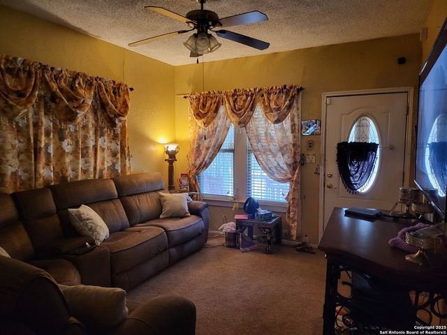 3023 W Travis, San Antonio, TX 78207