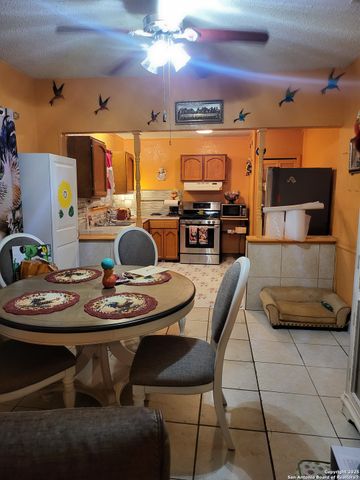 3023 W Travis, San Antonio, TX 78207