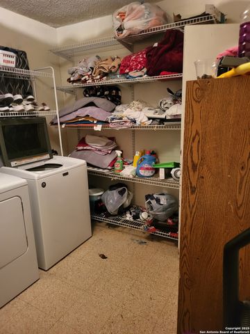 3023 W Travis, San Antonio, TX 78207