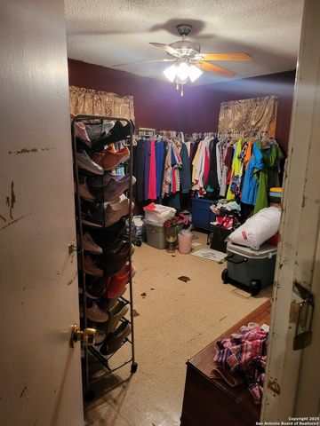 3023 W Travis, San Antonio, TX 78207