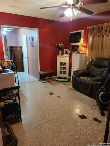 3023 W Travis, San Antonio, TX 78207