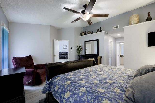 2394 SW Foxpoint Way, Palm City, FL 34990