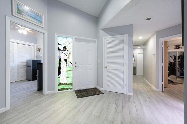 2394 SW Foxpoint Way, Palm City, FL 34990