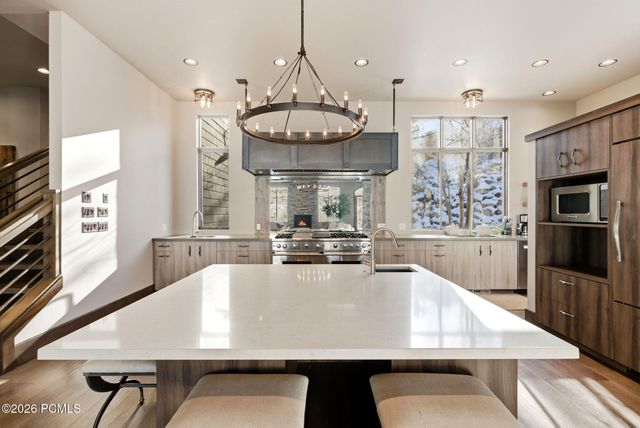 8998 Lariat Road, Park City, UT 84098