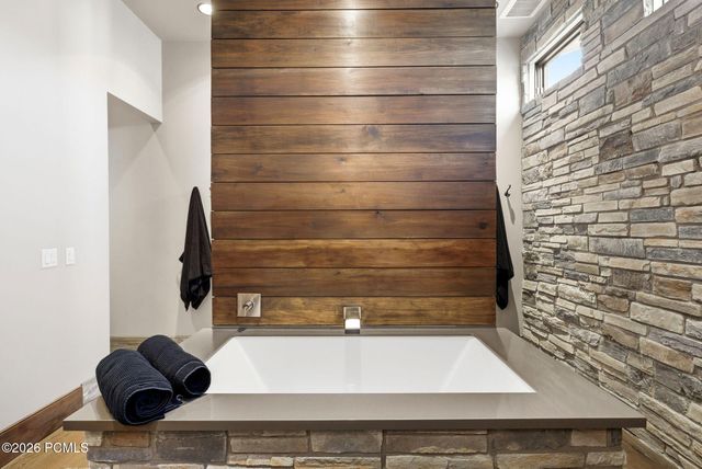 8998 Lariat Road, Park City, UT 84098