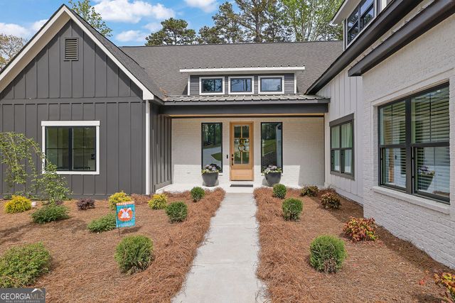 6093 Shadburn Ferry Road, Buford, GA 30518