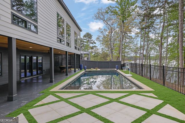 6093 Shadburn Ferry Road, Buford, GA 30518