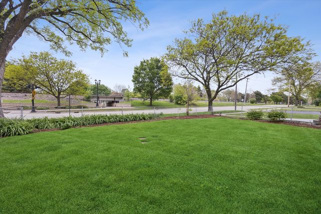 4409 Clausen Avenue 4409, Western Springs, IL 60558