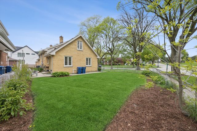 4409 Clausen Avenue 4409, Western Springs, IL 60558