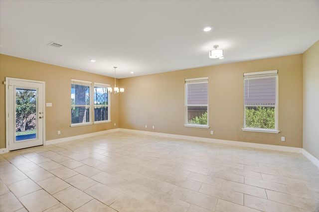 13820 Lyndon B Johnson ST, Manor, TX 78653