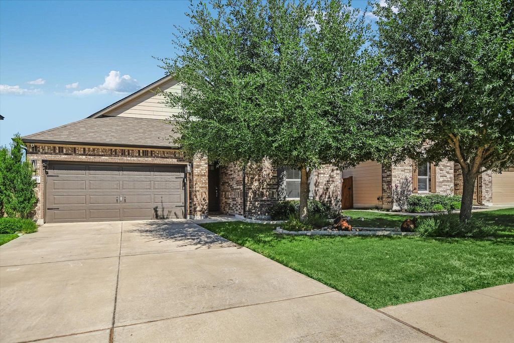 13820 Lyndon B Johnson ST, Manor, TX 78653