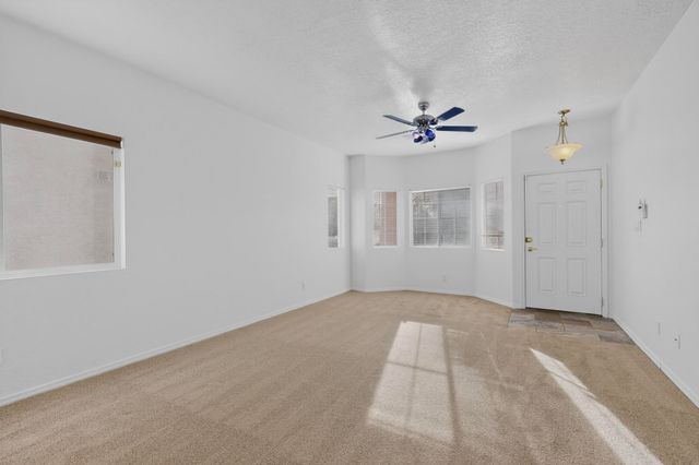 8916 Oso Corridor Place NW, Albuquerque, NM 87114