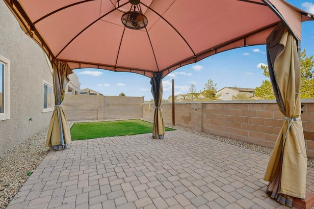 8916 Oso Corridor Place NW, Albuquerque, NM 87114