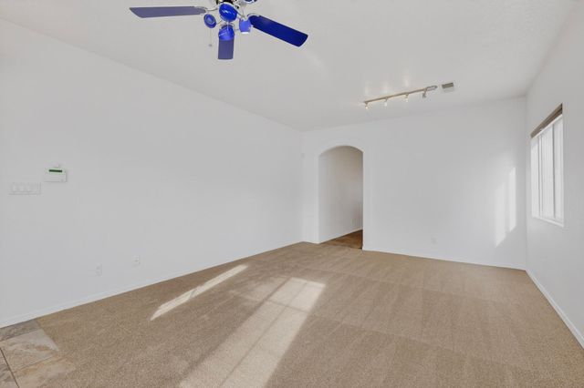 8916 Oso Corridor Place NW, Albuquerque, NM 87114