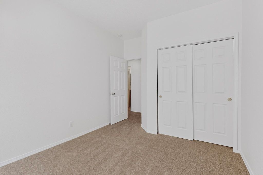 Image 21 of property listing at 8916 Oso Corridor Place NW, Albuquerque, NM 87114