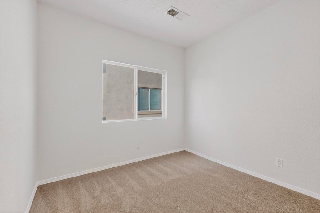 Image 22 of property listing at 8916 Oso Corridor Place NW, Albuquerque, NM 87114