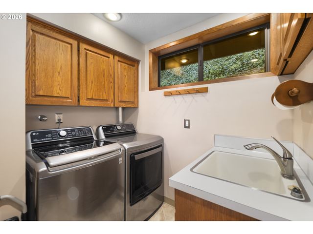 1901 Nw COUCH St, Camas, WA 98607