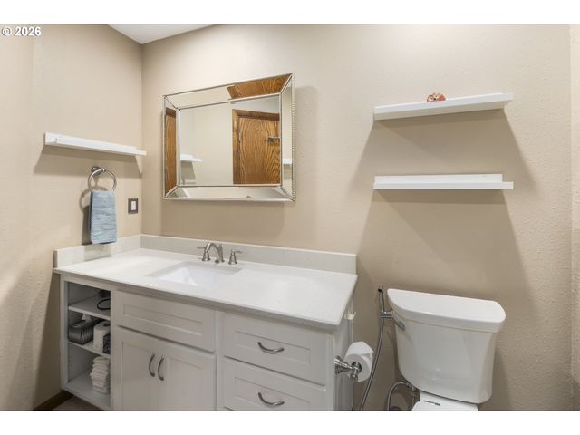 1901 Nw COUCH St, Camas, WA 98607