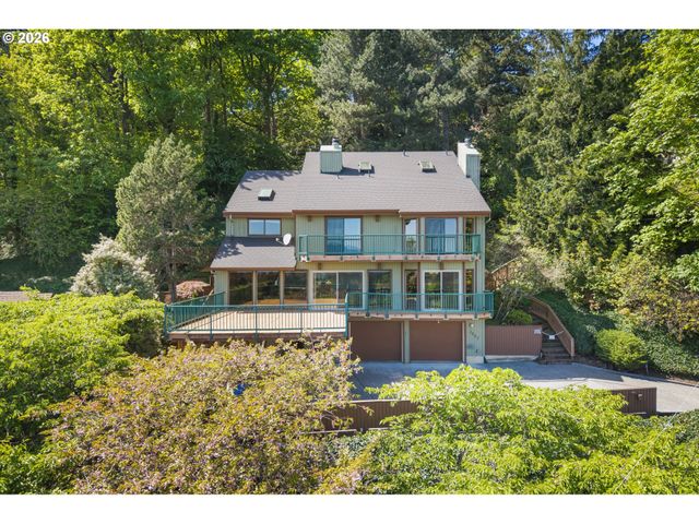 1901 Nw COUCH St, Camas, WA 98607