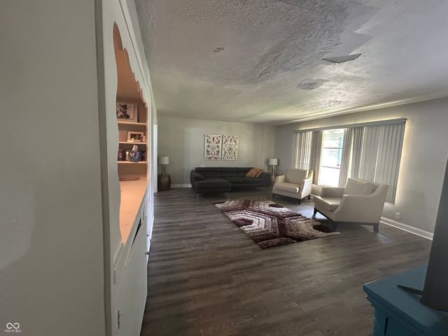 6742 E Michigan Street, Indianapolis, IN 46219