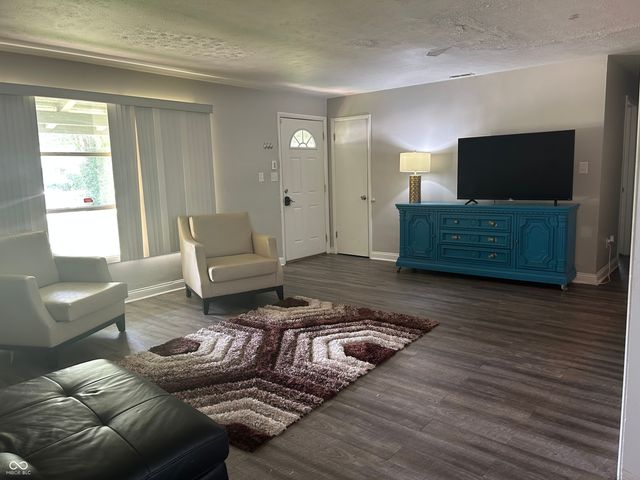 6742 E Michigan Street, Indianapolis, IN 46219