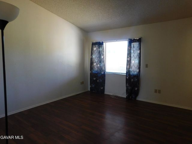 14323 Winchester Drive, Mojave, CA 93501